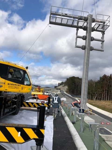 岐阜市の土木・建設工事・脱着式SP基礎 株式会社 AKメンテナンスの事業内容「高速道路標識」11