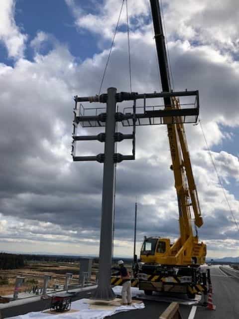 岐阜市の土木・建設工事・脱着式SP基礎 株式会社 AKメンテナンスの事業内容「高速道路標識」9